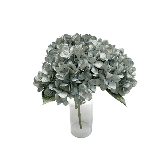 weddingdecor dusty blue hydrangeas stock web