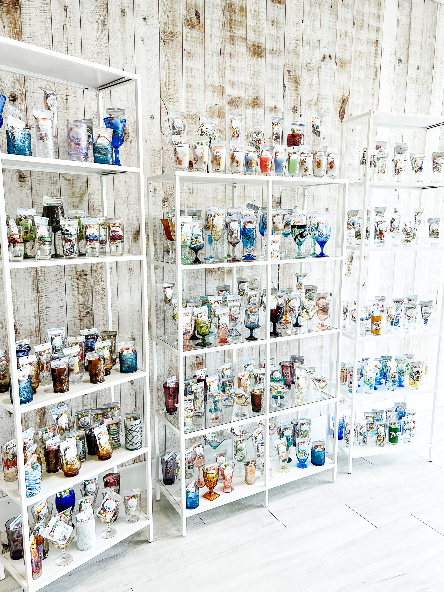 dannika+bo favors (1)